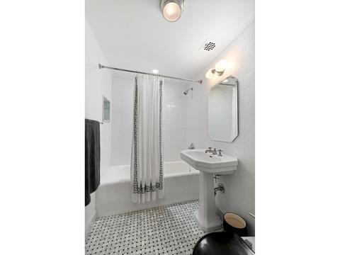 5718 Prentice Ave, Cincinnati, OH 45227 photo 7