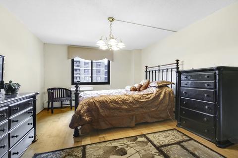 9965 Bennington Dr, West Chester, OH 45241 photo 5