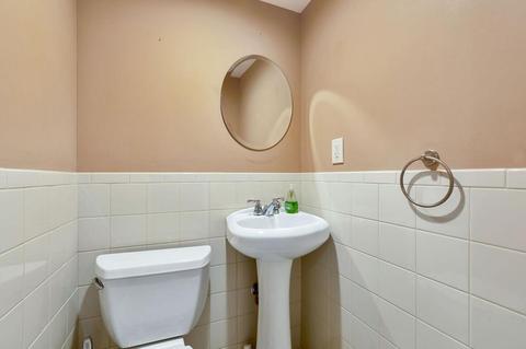 1898 W Fork Rd, Cincinnati, OH 45223 photo 1
