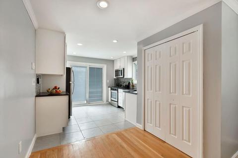 1898 W Fork Rd, Cincinnati, OH 45223 photo 9