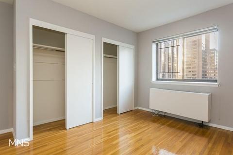 764 Mitchell Ave, Cincinnati, OH 45229 photo 5