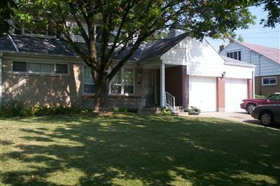 978 Hempstead Dr, Cincinnati, OH 45231 photo 1