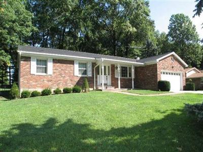 790 Oaks Dr, Cincinnati, OH 45245 photo 1