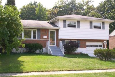 9009 Cotillion Dr, Cincinnati, OH 45231 photo 1