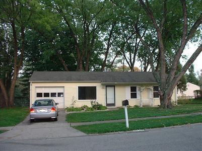 4352 Beechmont Dr, Cincinnati, OH 45244 photo 1