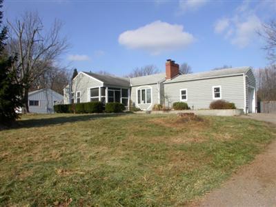 1004 Mckelvey Rd, Cincinnati, OH 45231 photo 1