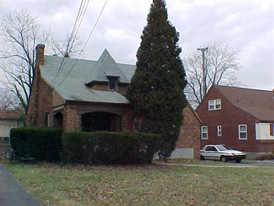 6133 Sunridge Dr, Cincinnati, OH 45224 photo 1