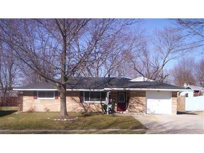 95 Maple Dr, Springboro, OH 45066 photo 1