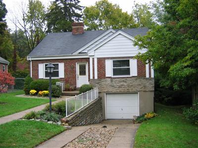 3202 Ramona Cir, Cincinnati, OH 45211 photo 1
