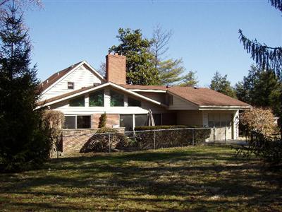 7699 View Place Dr, Cincinnati, OH 45224 photo 3