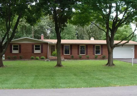 868 Laura Dr, Marion, OH 43302 photo 1