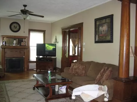 383 S State St, Marion, OH 43302 photo 5