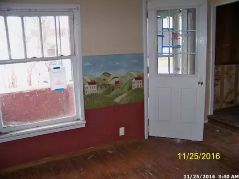 703 Silver St, Marion, OH 43302 photo 2