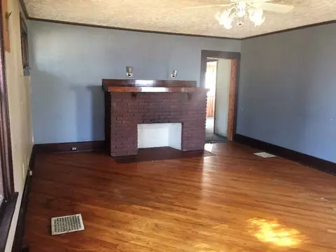 305 S Main St, Prospect, OH 43342 photo 2