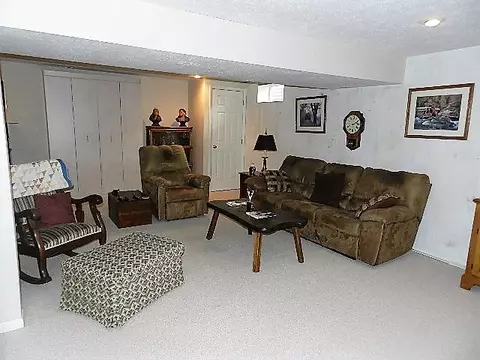 335 Seffner S, Marion, OH 43302 photo 3