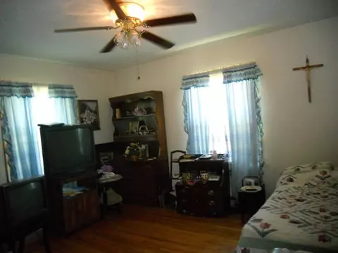 1076 Bennett St, Marion, OH 43302 photo 9