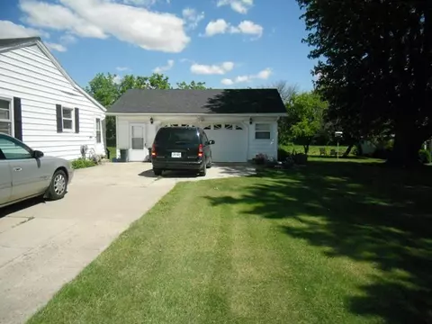 1076 Bennett St, Marion, OH 43302 photo 2