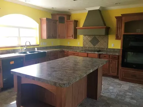 4064 Lyons Rd, Caledonia, OH 43314 photo 4
