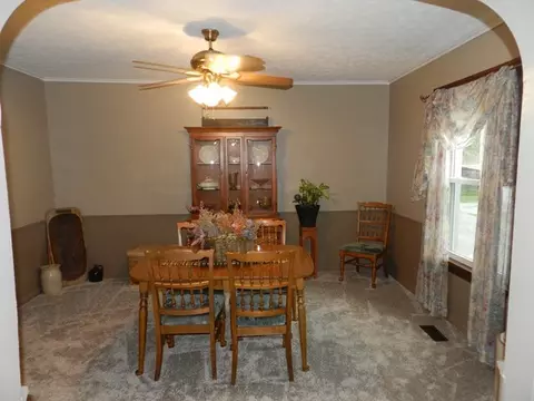 495 Forest St, Marion, OH 43302 photo 5