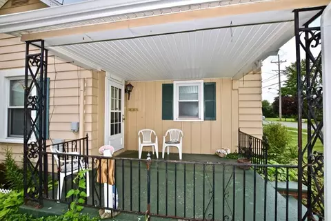 1067 Bennett St, Marion, OH 43302 photo 5