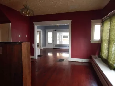 561 Mary St, Marion, OH 43302 photo 4