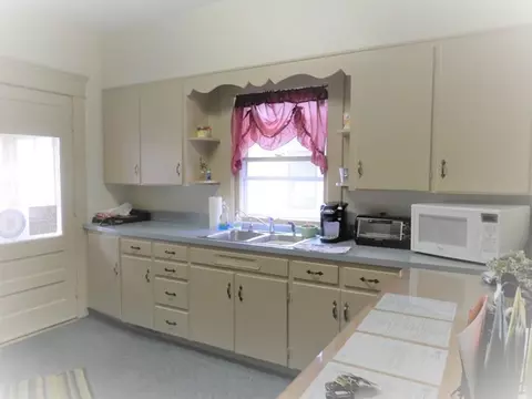 606 Center St E, Marion, OH 43302 photo 9