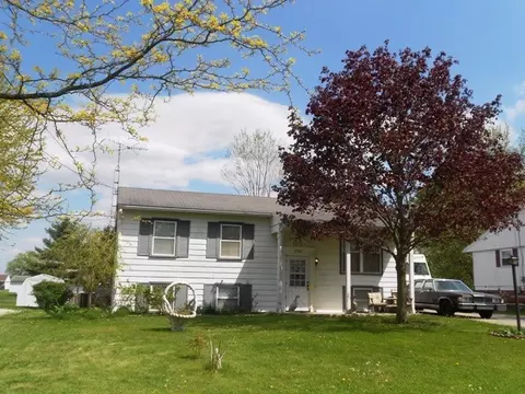 2526 Capaldi Dr, Marion, OH 43302 photo 1