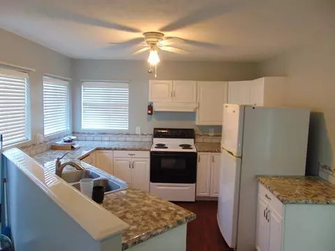 470 Cherry St, Marion, OH 43302 photo 2