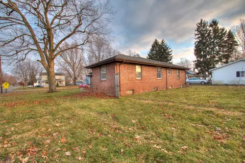 325 E Bigelow St, Upper Sandusky, OH 43351 photo 5