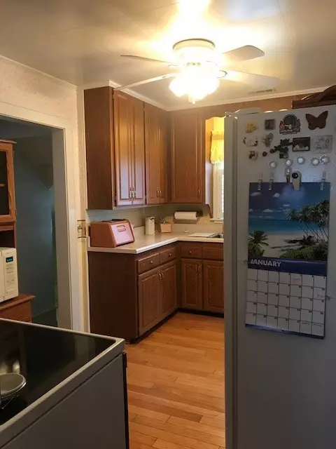 848 E Center St, Marion, OH 43302 photo 9