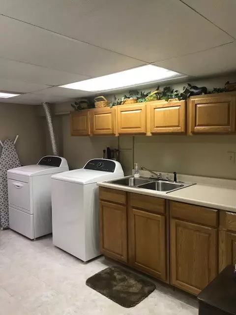 848 E Center St, Marion, OH 43302 photo 16