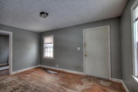 564 Universal, Marion, OH 43302 photo 7