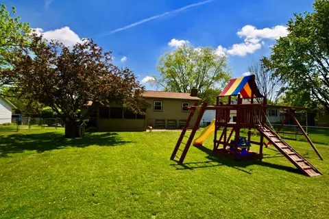 641 Normandy Dr, Marion, OH 43302 photo 3