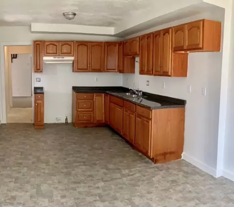 676 E Mark St, Marion, OH 43302 photo 12