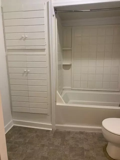 676 E Mark St, Marion, OH 43302 photo 3