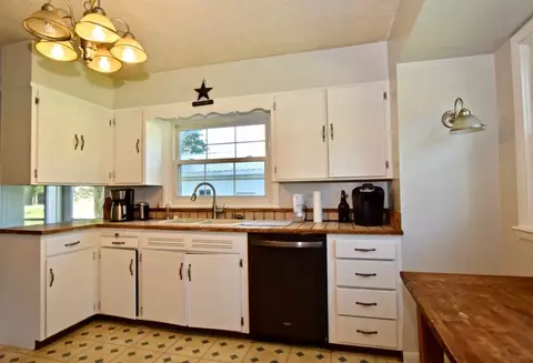 4954 Saint James Rd, Waldo, OH 43356 photo 8