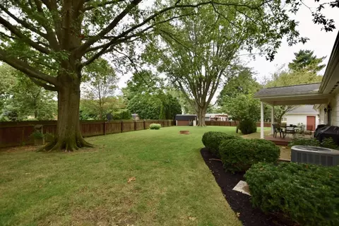 1797 Rustic Way, Marion, OH 43302 photo 2