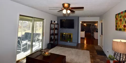 896 Laura Dr, Marion, OH 43302 photo 23