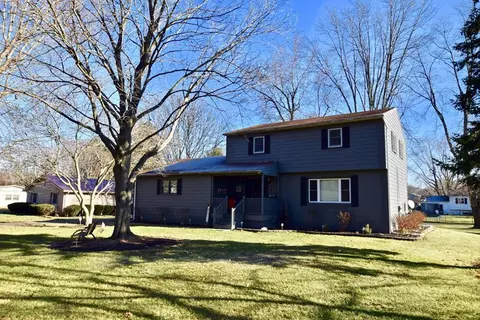 896 Laura Dr, Marion, OH 43302 photo 1