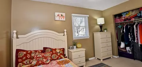 896 Laura Dr, Marion, OH 43302 photo 9