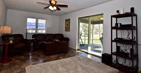 896 Laura Dr, Marion, OH 43302 photo 24