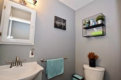 896 Laura Dr, Marion, OH 43302 photo 13