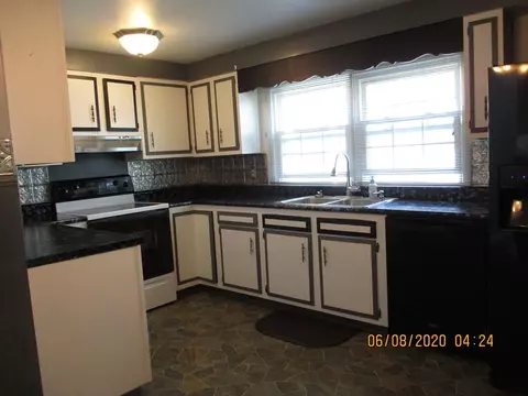 208 Johnson St, Marion, OH 43302 photo 13