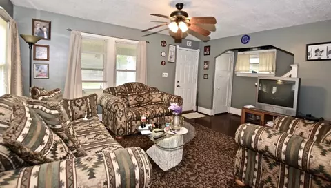 176 Chicago, Marion, OH 43302 photo 7