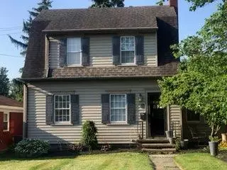 239 E Walnut St, Marion, OH 43302 photo 1