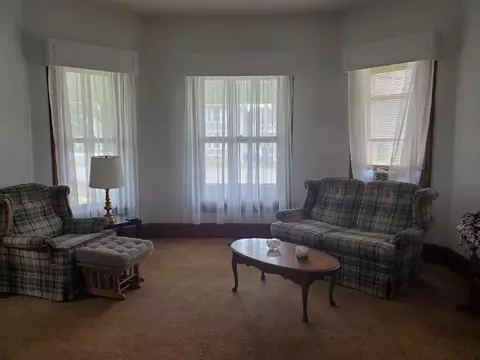 480 S State St, Marion, OH 43302 photo 2