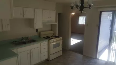 577 Uncapher Ave, Marion, OH 43302 photo 3