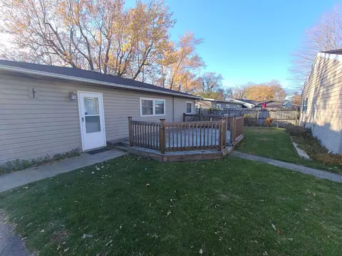 898 Daffodil Dr, Marion, OH 43302 photo 2