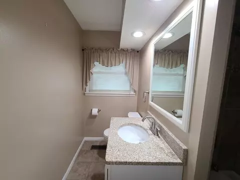 898 Daffodil Dr, Marion, OH 43302 photo 10