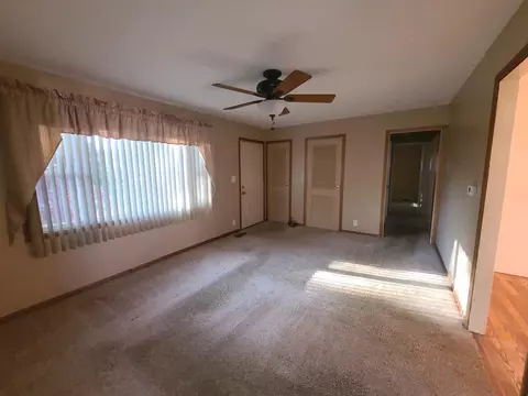 898 Daffodil Dr, Marion, OH 43302 photo 7
